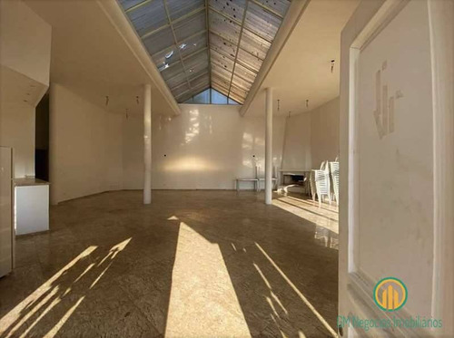 Imagem 9 de 15 de Fazendinha - R Uruana At 3.500 M² ! 5 Suítes, Piscina, Salão! - M835