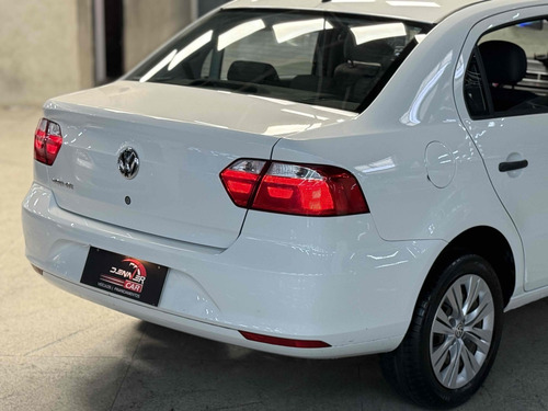 Volkswagen Voyage 1.6 MSI TOTALFLEX 4P MANUAL