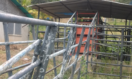En Venta Finca Ideal Para Ganadería, Cría De Caballos Entre Otras Actividades.