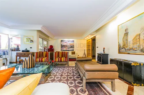Departamento En Arriendo De 6 Dorm. En Las Condes