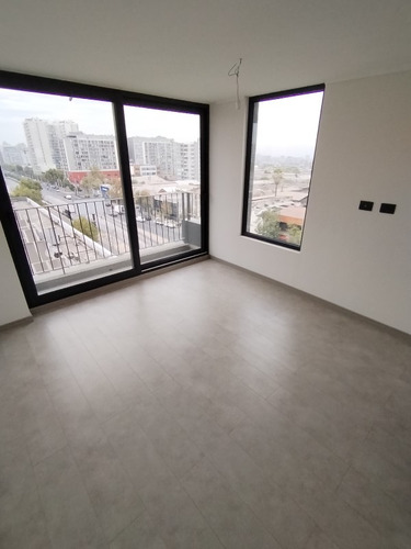 Nuevo Studio+est+bodega Nuñoa Vicuña Mackenna