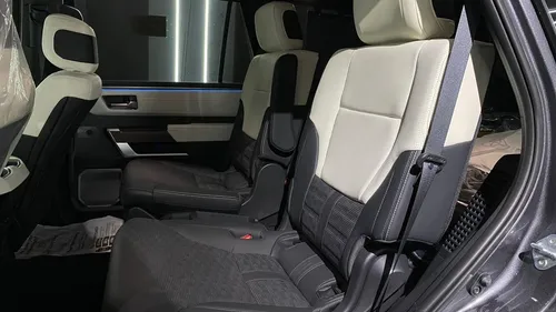 Toyota Sequoia 3.5 V6 Capstone