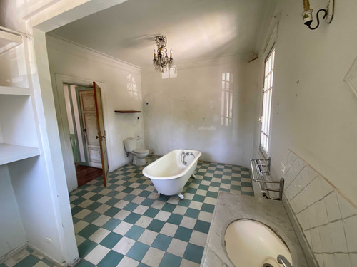 Oficina En Venta, Barrio Italia (85407)