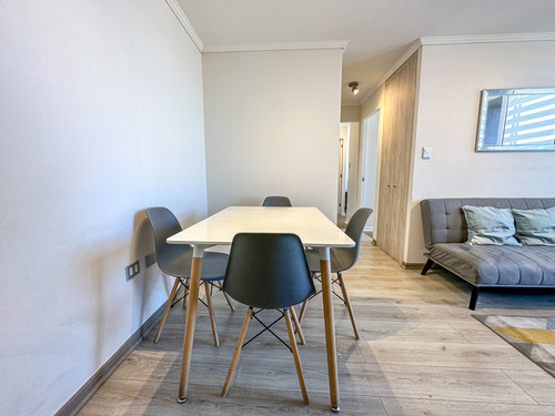 Ref:13015** Arriendo Depto. Amoblado 2habitaciones