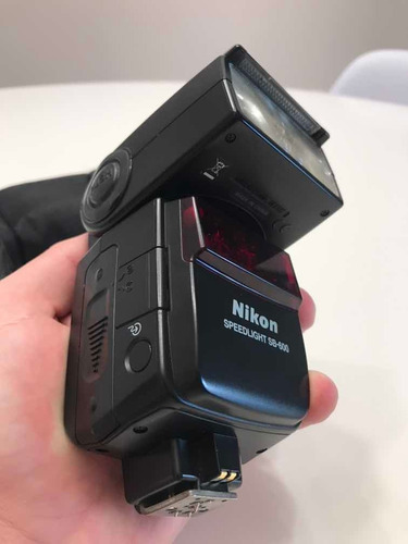 Flash Nikon Sb-600