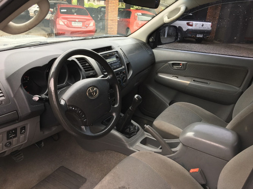 Toyota Hilux Srv 3.0 Año 2012