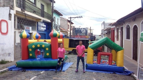 Imagem 4 de 10 de Aluguel Mesas Cadeiras E Brinquedos Salto Itu E Regiao
