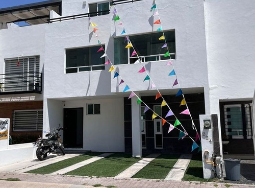 ¡¡¡ Hermosa Casa En Remate En Queretaro !!!