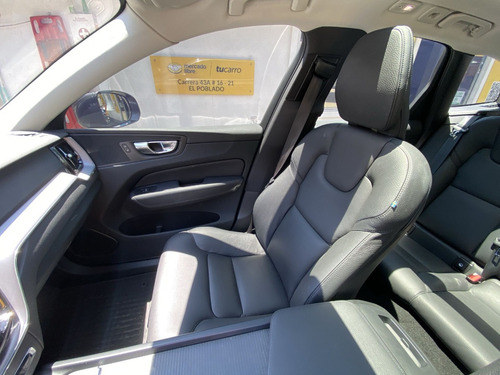 Imagen 20 de 25 de Volvo Xc60 B5 Mild Hybrid 2022