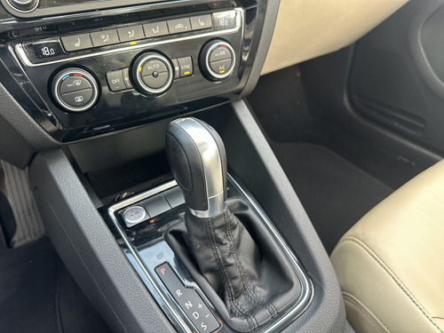 Volkswagen Jetta JETTA Highline 2.0 TSI 16V 4p Tiptronic