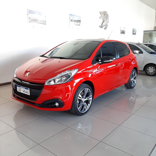 Imagen 2 de 14 de Peugeot 208 Gt 1.6 Turbo 165 Hp