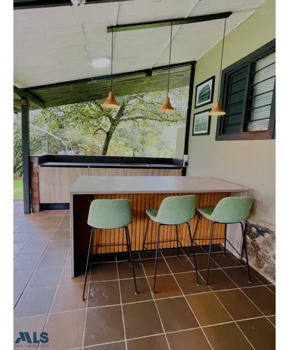 ¡escápate Al Paraíso!(mls#255979)