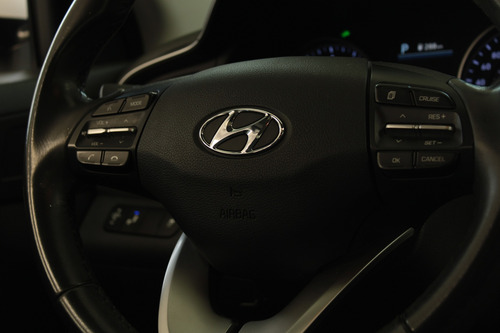 Imagen 13 de 14 de Hyundai Elantra Limited Tech 4p L4 2.0l Vp Ba Qc Ac R17 2019