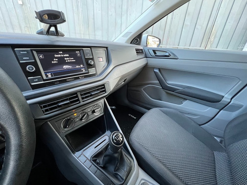 Imagen 14 de 25 de Volkswagen Polo Trendline 2018 / 50000 Km / Unico Dueño