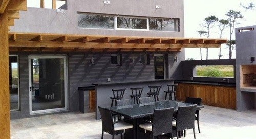 Casa En Venta De 4 Dormitorios En Pinar Del Faro