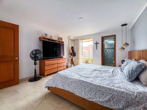 Vendo Apartamento En El Segundo Parque De Laureles - Medellín