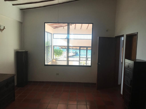 Imagen 11 de 13 de Se Alquila Casa De Playa 4 Hab 5 Baños Via Sucre - Maria Jose Chaparro Re/max Lider