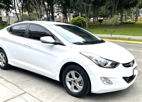 Imagen 1 de 9 de Hyundai Elantra 2013 ( Menos De 45,000 Km Recorridos )