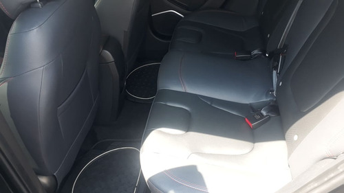 Imagem 6 de 11 de Jac T40 1.5 16v 25mil Km 5p Preto Calhas Soleiras Pedal Inox