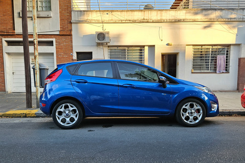 Ford Fiesta Kinetic 1.6 Design 120cv Titanium