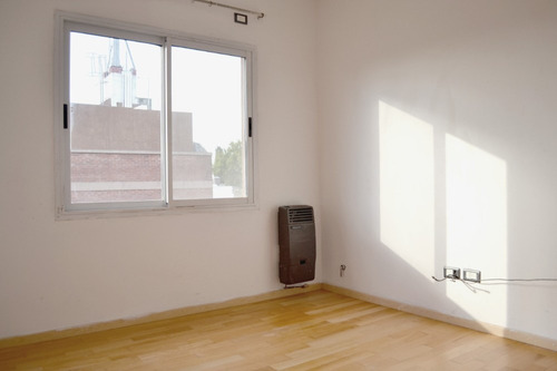 Imagen 6 de 14 de Venta Ph 2 Ambientes Con Cochera A Estrenar - Olivos