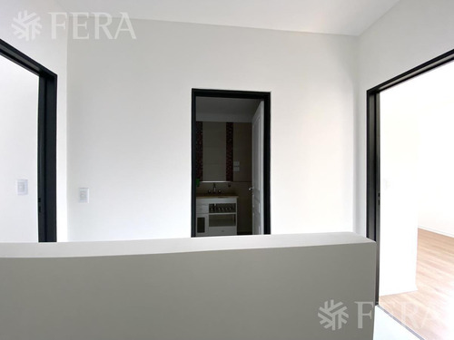 Imagen 16 de 25 de Venta De Departamento Tipo Casa Ph De 3 Ambientes Con Patio, Quincho Y Cochera En Villa Dominico (30140)