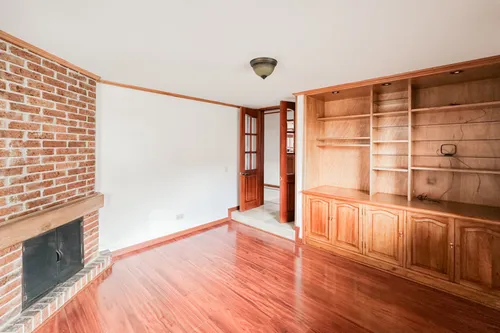 Casa En Arriendo/venta En San José De Bavaria. Cod A7174