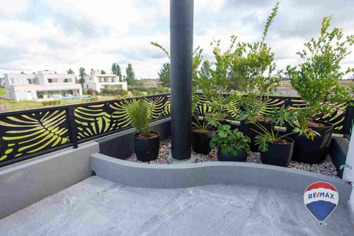 Casa En Venta 6 Ambientes En Terralagos A Estrenar