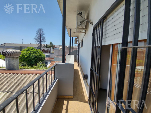 Imagen 3 de 17 de Venta Ph 3 Ambientes Con Terraza Y Quincho En Bernal Oeste (30952)