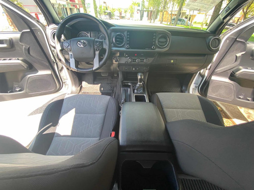 Imagen 10 de 15 de Toyota Tacoma 2020 3.5 Trd Sport At