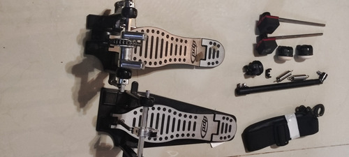 Doble Pedal Para Bombo Marca Pdp Con Su Funda (Usado)