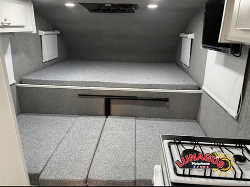 Camper