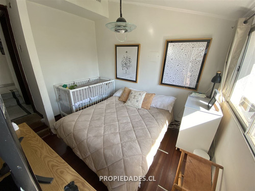 Casa En Venta De 4 Dorm. En Las Condes