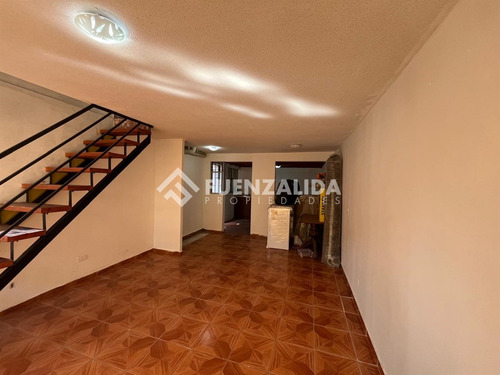 Casa En Venta De 2 Dorm. En Puente Alto