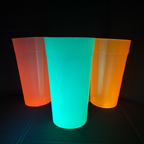 Imagen 1 de 10 de Vaso Cervecero Gigante 750 Cc X 10 Fluo Surtido Cerveza