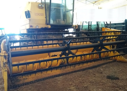 Colheitadeira New Holland 8055 Ano 1992
