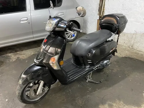 Moto Automatica Kymco Like 125 Modelo 2012