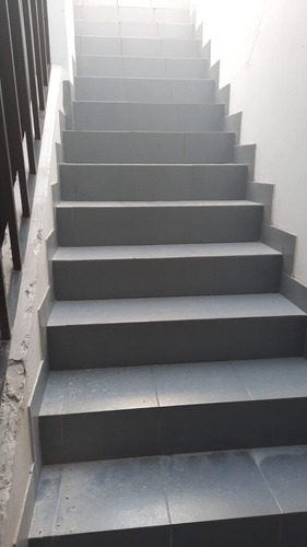 Imagen 13 de 14 de Ph 2 Ambientes Con Patio.. 1er Piso Por Escalera , Sin Expensas