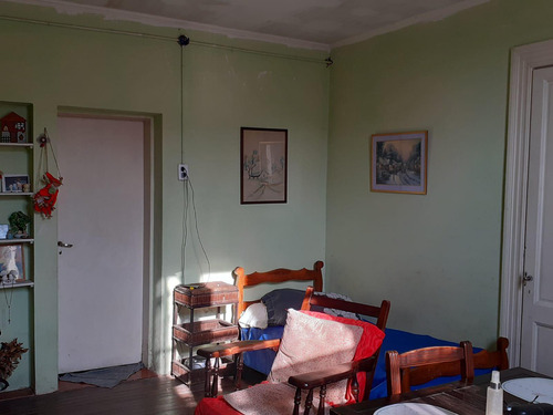 Casa En Venta - 3 Dormitorios 1 Baño - Cochera - 433mts2 - Azul