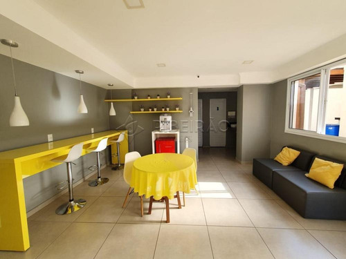 Imagem 2 de 9 de Apartamentos - Ref: V4799