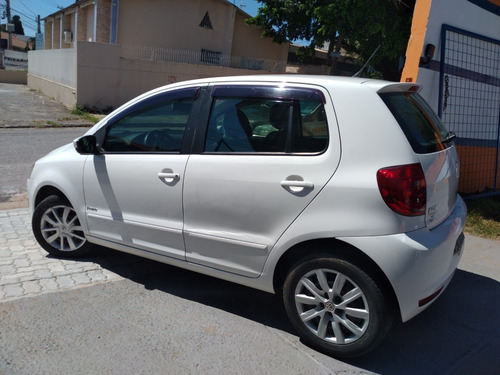 Imagem 3 de 9 de Vw Fox 1.6 8v Imotion 2011 Automático