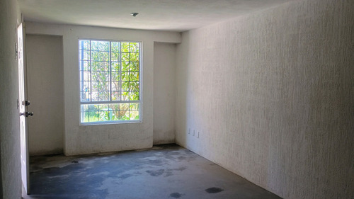 Departamento En Venta-jardin De Petunia, Jardines De Castalias, Rancheria Buenavista, Zumpango, Edomex (30659536988)