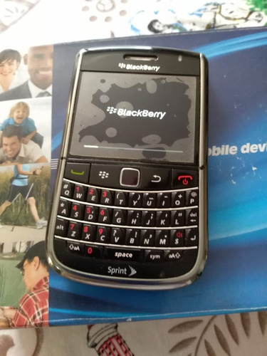Celular Blackberry Bold 9650 Con Cargador Y 2 Baterias 