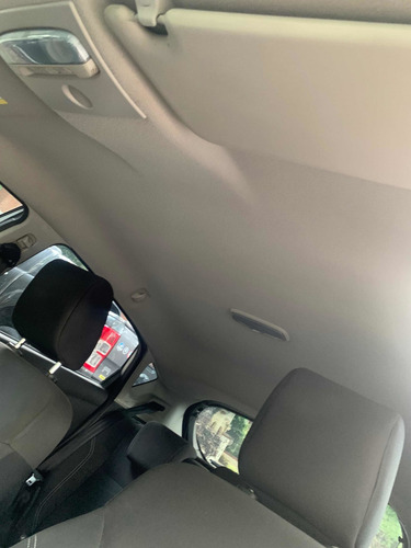 Imagen 20 de 25 de Ford Fiesta Kinetic Design 2018 1.6 Se Powershift 120cv