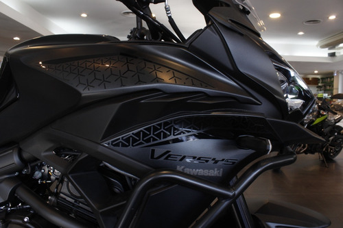 Imagen 11 de 25 de Kawasaki Versys 650 En Pesos Y 12c Fijas!! Entrega Inmediata