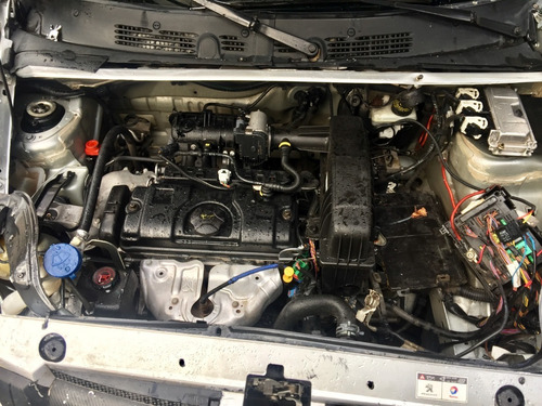 Peugeot Partner 1,4 Confort 5 Pl 2017 Chocado