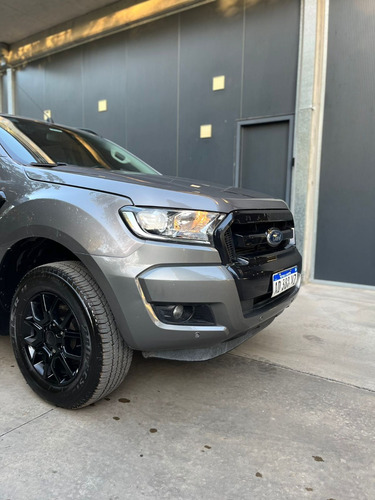 Imagen 19 de 20 de Ford Ranger Black Edition Cabina Doble 4x4 Diesel At