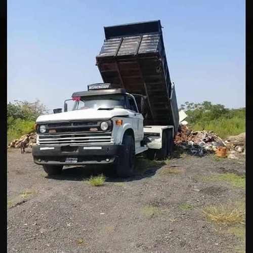 Camion Volcador Balancin Dodge 800