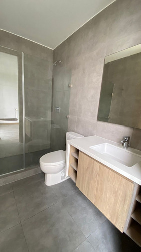 Imagen 8 de 9 de Rento Apto. Z.15 Vh3 Edif.nordic Ref.5892 *2 Hab, 4 Baños, Sala Familiar, Balcón, 2 Parqueos, $1500*