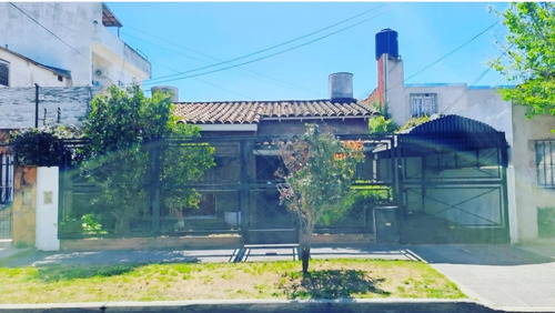 Casa En Alquiler De 3 Ambientes En San Miguel